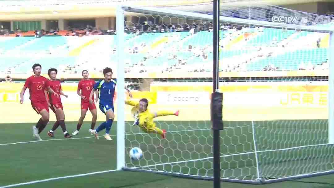 无缘铜牌！中国女足0-1韩国女足第4收官 女足4分钟丢球王霜中楣
